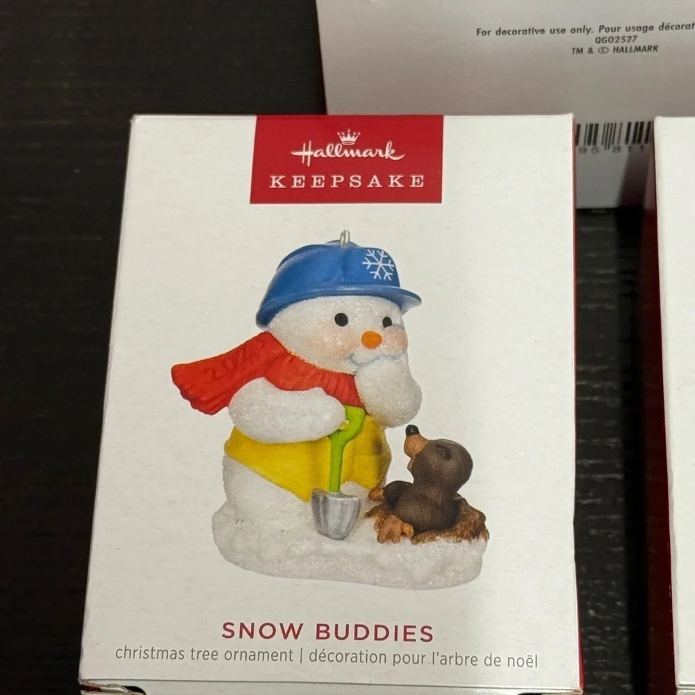 Hallmark charming snowman
